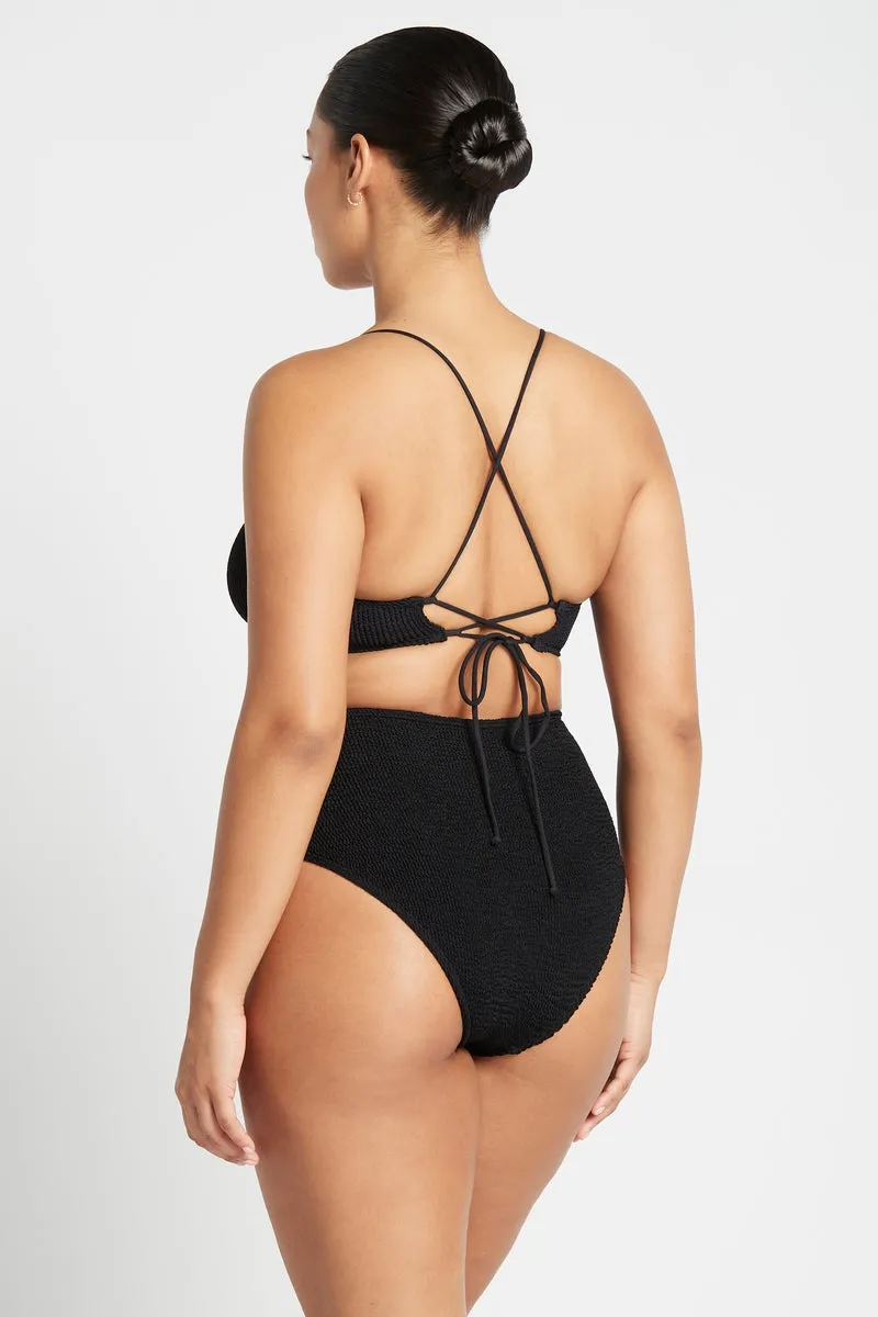 BOND-EYE Selena Crop Top