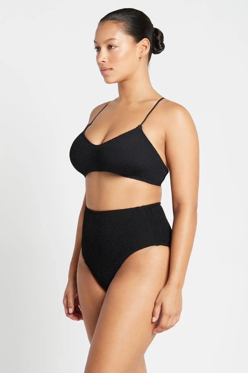 BOND-EYE Selena Crop Top