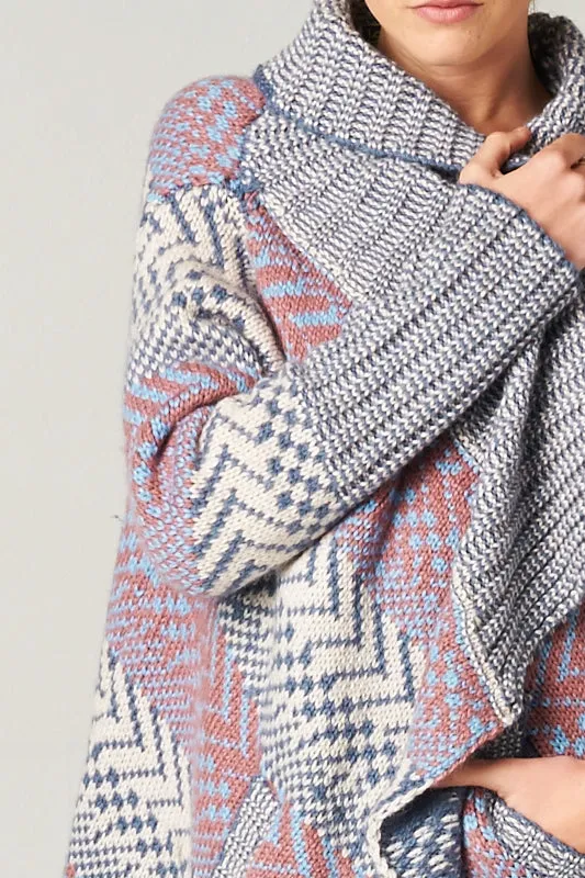 Cozy Zigzag Knit Striped Sweater
