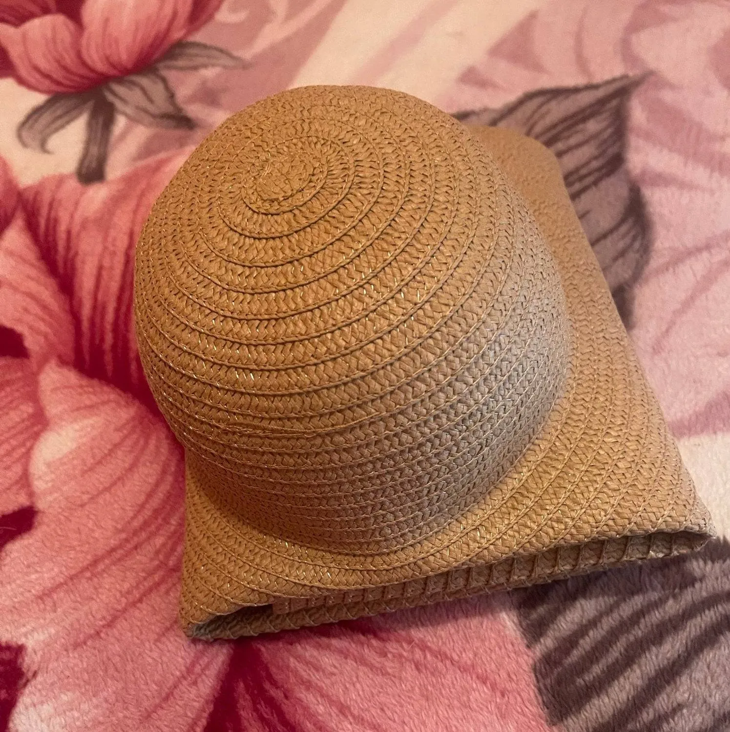 Oversized 27 inch Wide Brim Sun Hat