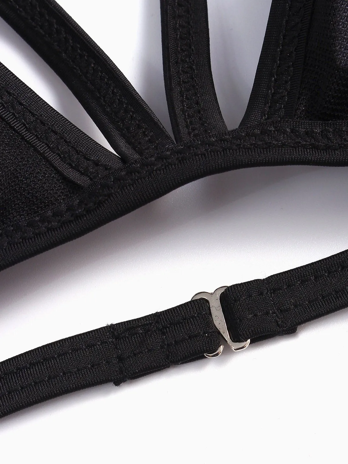Wholesale Black V-Neck Sleeveless Plain Backless Cut Out Bikinis